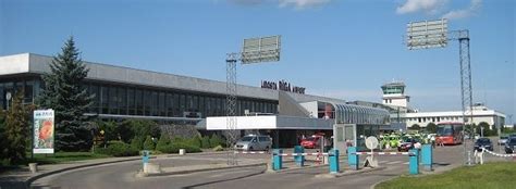 riga airport arrivals today.